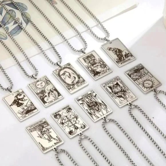 DESIGNER VINTAGE THE STAR TAROT CARD STAINLESS STEEL PENDANT NECKLACE**NEW! - Picture 6 of 9